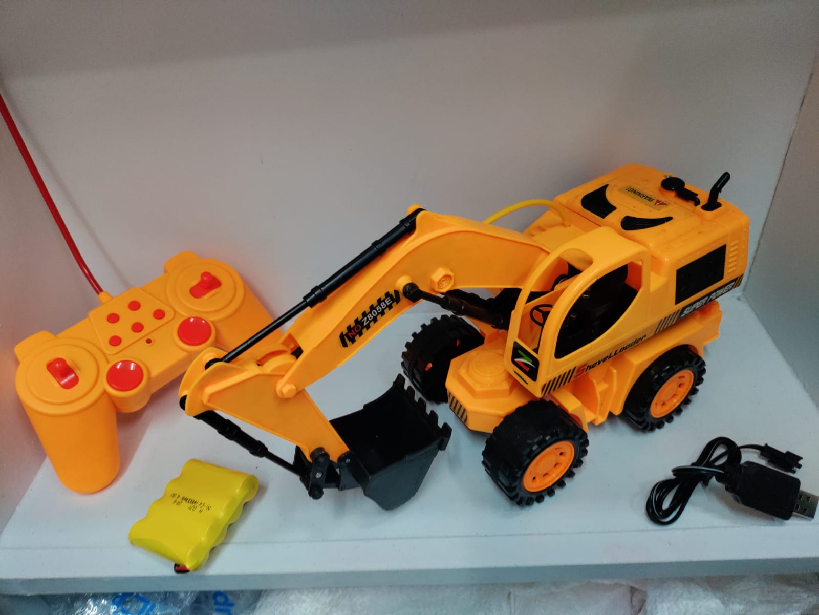 Remote Control Excavator Toy – Rechargeable RC Shovel Loader for Kids