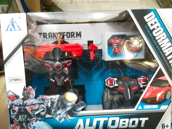 Transforming RC Autobot Car Robot